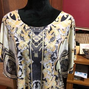 Gold print pullover blouse